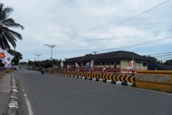 Bawaslu Lombok Tengah menyoroti spanduk calon peserta Pemilu 2024
