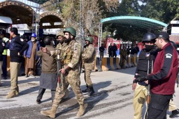 Kemlu pastikan tidak ada WNI jadi korban bom di Pakisatan