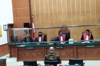 Teddy Minahasa sempat minta anak buah jual sabu di Riau