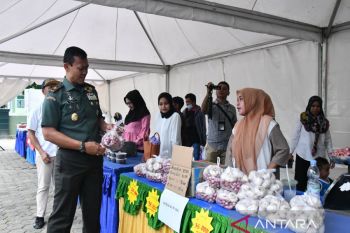 BI Sulawesi Tenggara gandeng Bulog dan Disperindag gelar pasar pangan murah