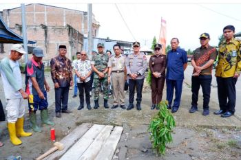 Dandim 1420/Sidrap dan Forkopimda pasang patok batas tanah dukung BPN