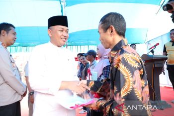 BPN Bantaeng bagikan 7.726 sertifikat gratis kepada petani