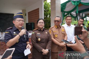 Walikota Apresiasi Kajari Cilegon dan Bea Cukai Merak pada Acara Pemusnahan Rokok Illegal