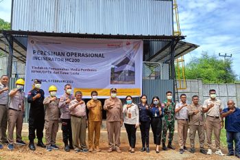 Kupang musnahkan sebanyak 1.896 kemasan daging ilegal