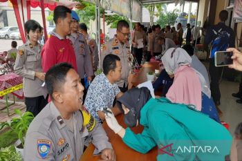 Polres Boyolali cek kesehatan ratusan anggota