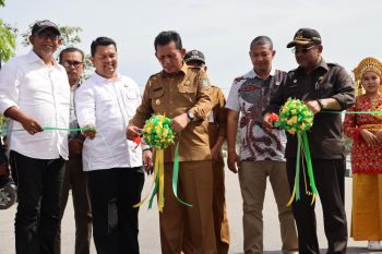 Gubernur Ansar sebut Jalan Pantai Indah percepat investasi di Karimun