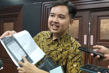 Pengacara Zico mencurigai dua Hakim MK soal ubah substansi putusan