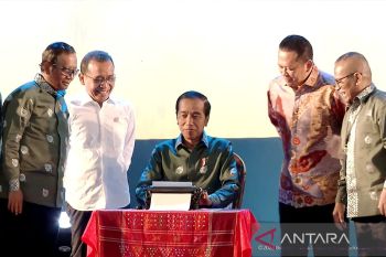 Presiden Jokowi dorong kota besar kembangkan moda transportasi massal