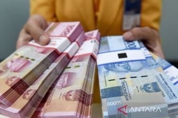Rupiah ditutup naik 8 poin ditopang kondisi ekonomi Indonesia yang baik