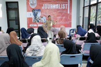 Peringati Hari Pers Nasional, Srikandi Ganjar Jateng ajak santriwati minati jurnalistik