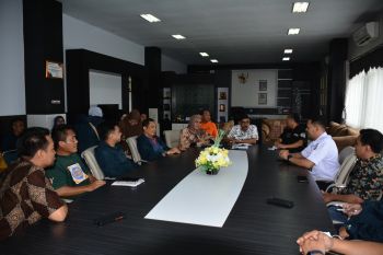 PT KAI dan PT SCAI memperkenalkan sarana perkeretaapian Sulsel di Sidrap