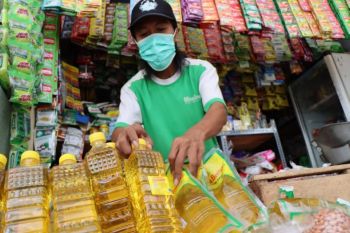 Stok minyak goreng di Kota Pekalongan aman dan cukup
