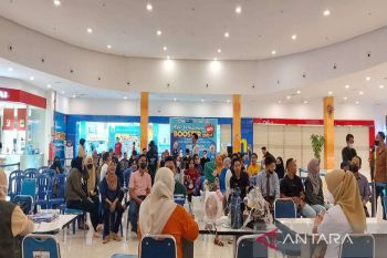 Warga Kota Baubau antusias mengikuti vaksin booster II