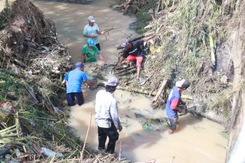 Pemkab Mojokerto percepat perbaikan tanggul jebol