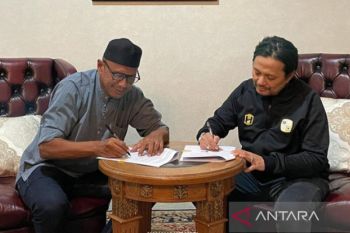 Barito Putera resmi memperkenalkan Rahmat Darmawan sebagai pelatih