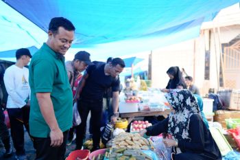 Gubernur Sulsel pantau harga bahan pokok di pasar tradisional Malino Gowa