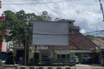Pemkot Palembang bentuk "pasukan khusus" penertiban reklame