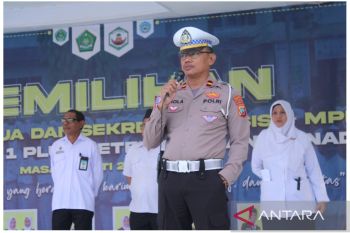 Polresta edukasi keselamatan berkendara santri di Manado