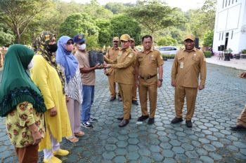 Plh Gubernur Papua Ridwan ajak daerah konsisten kendalikan inflasi