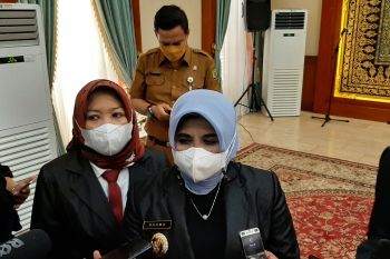 Pemkot Tanjungpinang salurkan bantuan pada 1.733 UMKM dan IKM