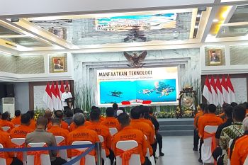 Presiden Jokowi minta Basarnas miliki alat pencarian berteknologi mutakhir