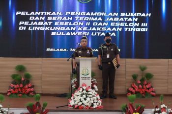 Kajati Sulut: Mutasi pejabat untuk penyegaran SDM