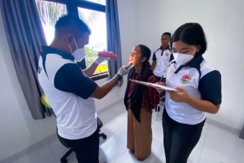 TNI AL laksanakan Safari Kesehatan di Pulau Tiga Natuna