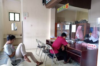 Dukcapil Mataram menunggu regulasi penggunaan KTP digital secara masif