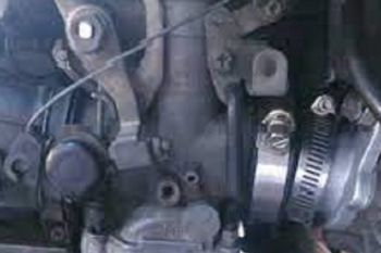Mengatasi gas sepeda motor "kabur"