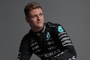 Mick Schumacher tinggalkan Mercedes