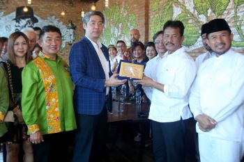 Wali Kota Batam paparkan peluang investasi pada investor asing