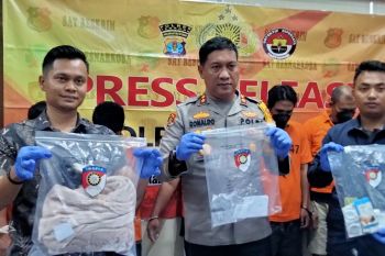 Polres Tarakan menetapkan tiga tersangka kasus perdagangan orang