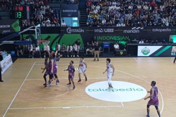 IBL 2023: Indonesia Patriots curi kemenangan tipis atas Amartha Hangtuah 66-63