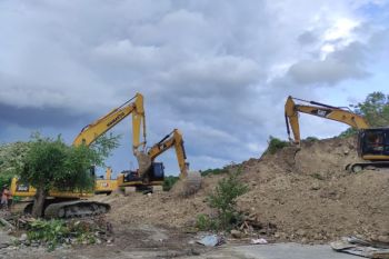 Jalur trans Timor diperkirakan normal pekan depan