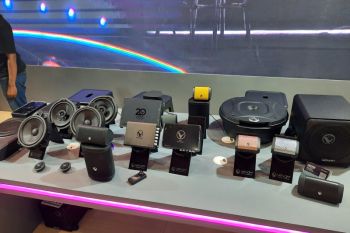 Venom merilis audio plug &amp; play untuk mobil listrik dan konvensional