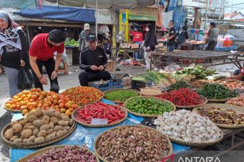 Harga sejumlah bahan pokok di Kota Bandung naik