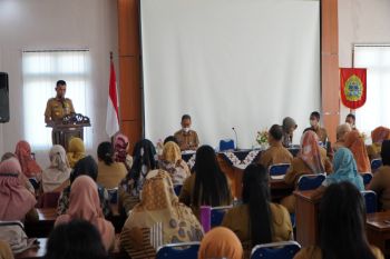 Bupati Gunungkidul bina pegawai di beberapa dinas dan kecamatan