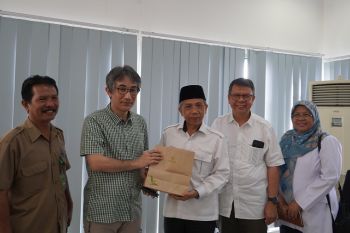 Tim JIRCAS Jepang, BRIN, dan UGM teliti genetik pohon sengon terbaik di Itera