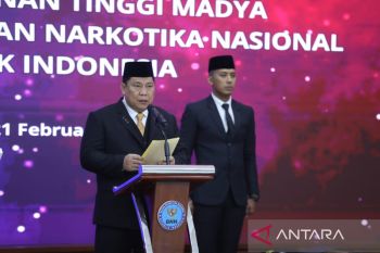 Kepala BNN lantik sestama dan deputi pemberantasan