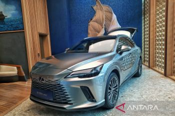 The All New Lexus RX dirilis lalu IVE lanjutkan tur "fancon" Asia