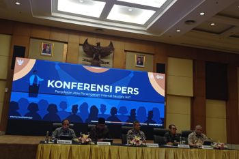 Stafsus Menkeu: Jabatan RAT dicopot tapi masih terima gaji sebagai ASN