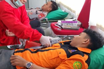 Basarnas Kendari gelar aksi donor darah untuk bantu ketersediaan stok