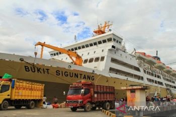 Tiga kapal Pelni dilakukan perawatan persiapan angkutan Lebaran