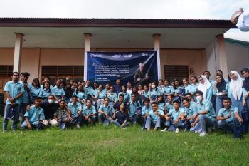 Pelindo Labuan Bajo perkenalkan BUMN pada siswa di Manggarai Barat