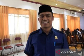 Legislator Kapuas dorong DLH giatkan kegiatan bersih sampah