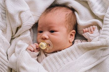 Ini manfaat empeng bagi bayi