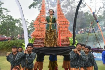 Wabup Sleman ajak generasi muda melestarikan tradisi budaya