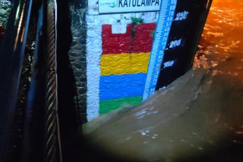Bendung Katulampa Bogor siaga 3 banjir