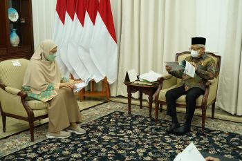 Ma'ruf Amin terima laporan kinerja layanan sertifikasi halal LPPOM MUI