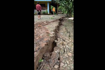 Ratusan warga Ponorogo diungsikan